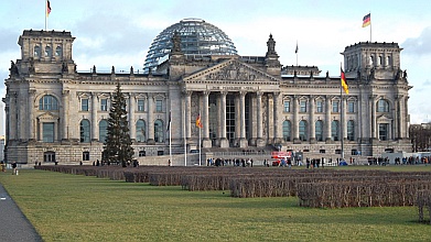 Bundestag Reichstag in Berlin Image Gesamtansicht